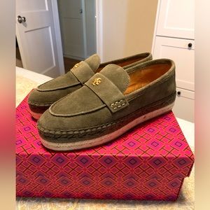 Brand New Tory Burch Loafer Espadrilles😍!